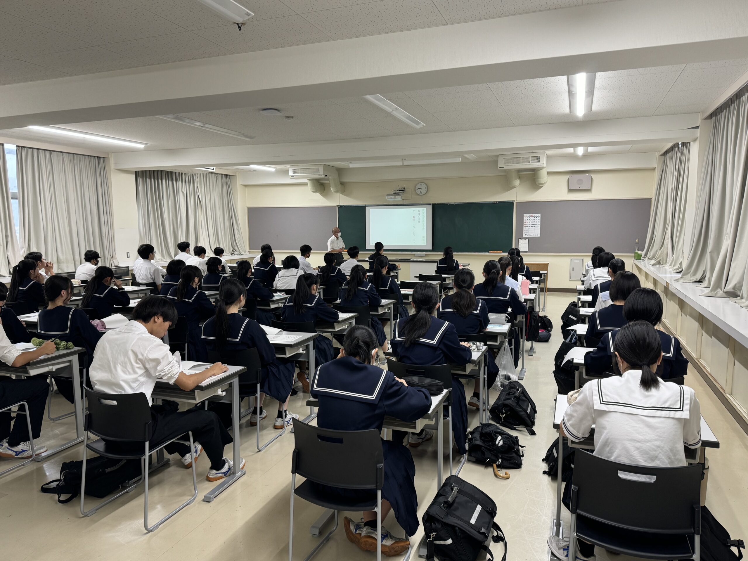 敦賀気比高校学力診断テスト対策学習会に大変多くの中学3年生の生徒さんに参加していただきありがとうございました。学力診断テスト、それから入試での皆さんのご健闘を敦賀気比高校一同、お祈りしています。