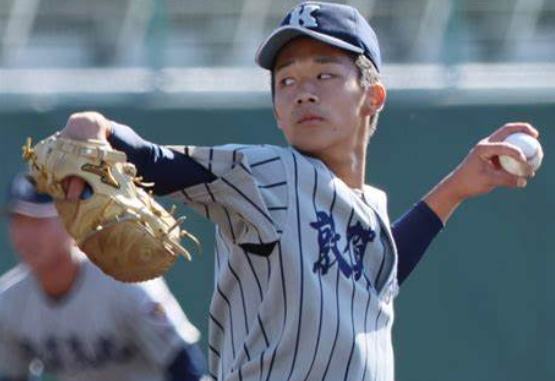 敦賀気比高校野球部3年竹下海斗君がプロ野球新人選手選択会議（ドラフト会議）で、広島東洋カープから育成２位指名を受けました。活躍をお祈りしています。皆さんご声援をよろしくお願いします。