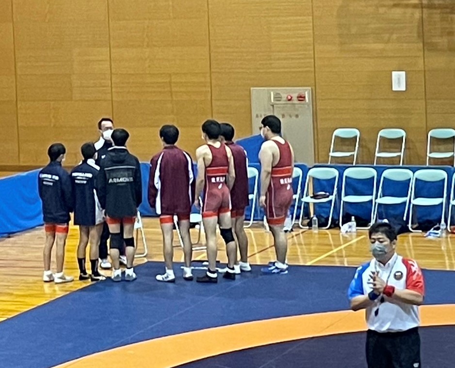 北信越高校体育大会レスリング競技2025　学校対抗戦において敦賀気比高等学校レスリング部は優勝を飾りました。